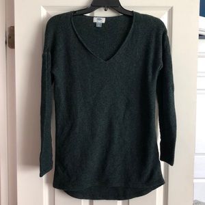 Old Navy V-Neck Green Sweater